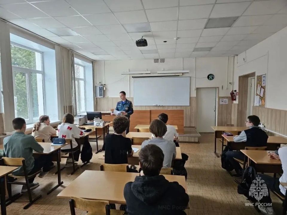 В Новомосковске продолжается профилактическая работа по предупреждению пожаров среди детей В Новомосковске продолжается профилактическая работа по предупреждению пожаров среди детей