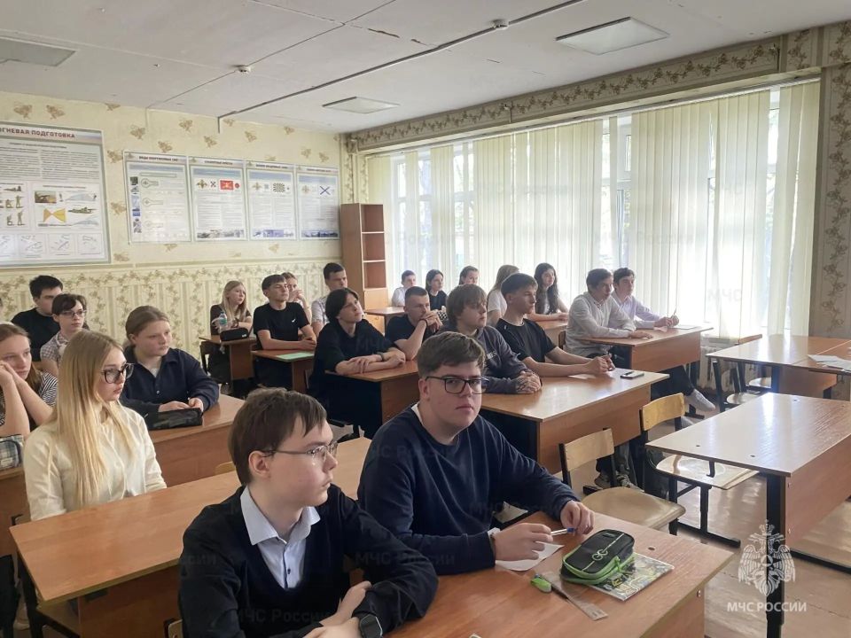 В Новомосковске продолжается профилактическая работа по предупреждению пожаров среди детей В Новомосковске продолжается профилактическая работа по предупреждению пожаров среди детей