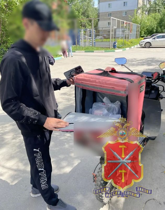 В Туле полицейские провели профилактические мероприятия по проверке иностранных граждан, работающих в службах доставки В Туле полицейские провели профилактические мероприятия по проверке иностранных граждан, работающих в службах доставки