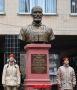 В школе №115 в Донецке установили бюст в честь Майкла Глосса, американского бойца
