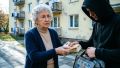 Жительница Новомосковска отдала курьеру мошенников 5,1 млн рублей