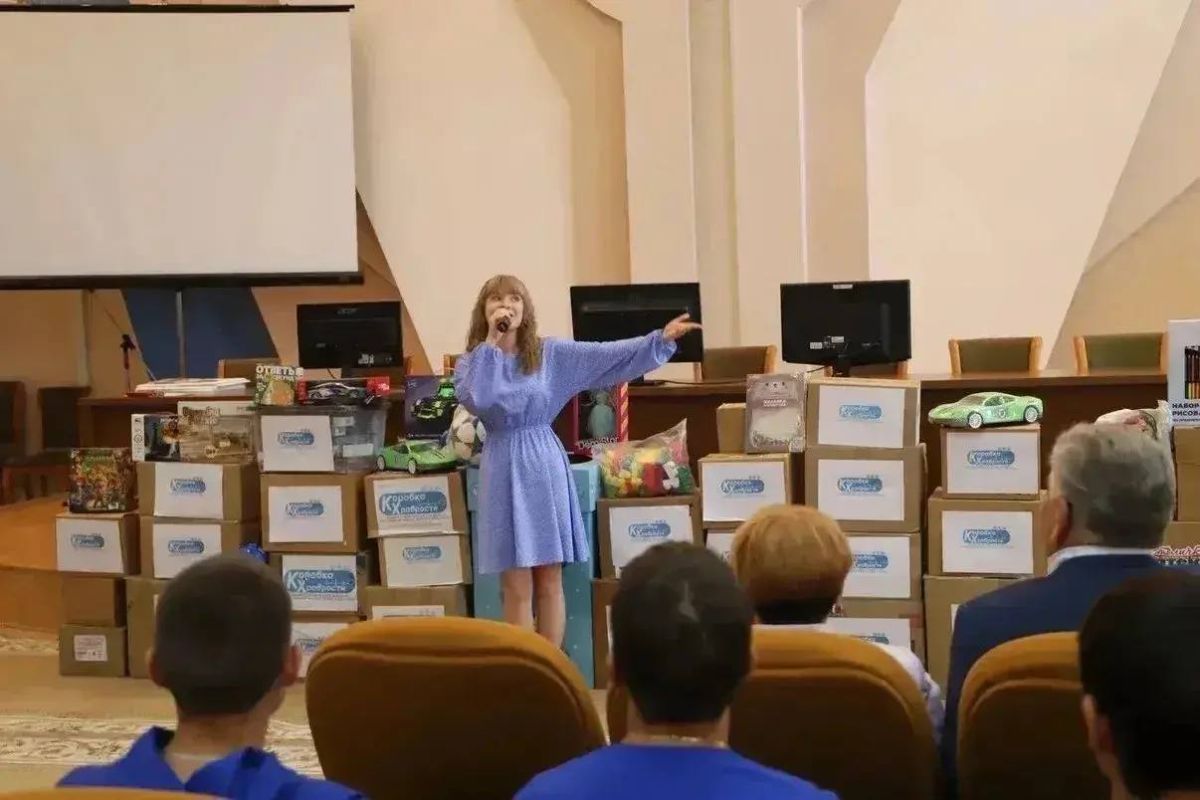 Активисты «Молодой Гвардии Единой России», сторонники и представители общественности доставили «Коробки храбрости» в Тульскую областную детскую больницу Активисты «Молодой Гвардии Единой России», сторонники и представители общественности доставили «Коробки храбрости» в Тульскую областную детскую больницу