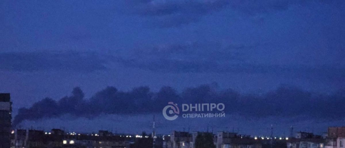 Огромный пожар после удара: Уничтожен логистический центр врага в Днепропетровской области Огромный пожар после удара: Уничтожен логистический центр врага в Днепропетровской области