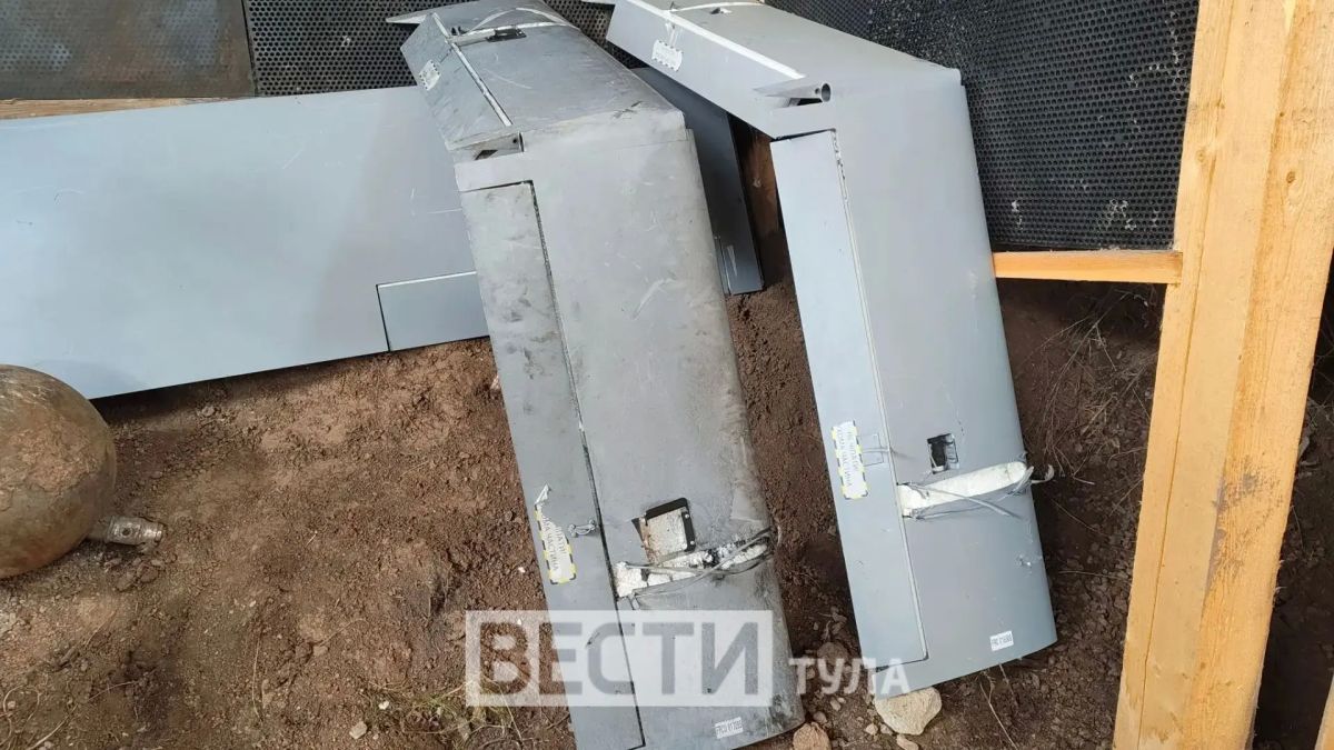 Это части ракет и вражеских дронов «Чайка», «Чаклун» и «Лютый», сбитые нашими защитниками в небе над Тулой Это части ракет и вражеских дронов «Чайка», «Чаклун» и «Лютый», сбитые нашими защитниками в небе над Тулой