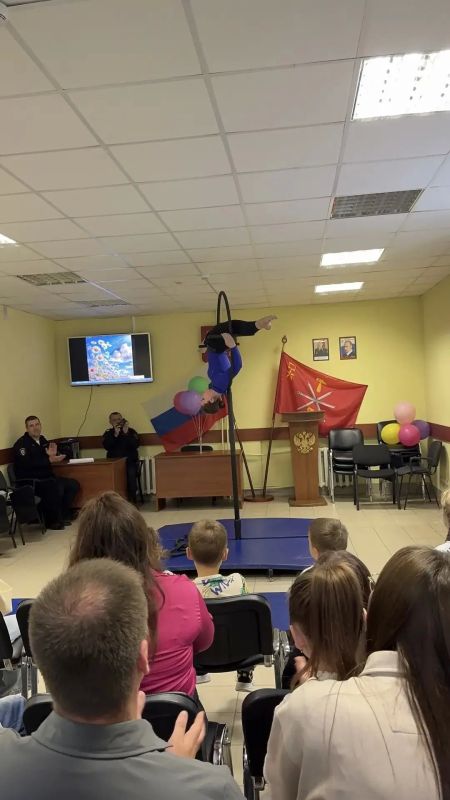 В полку ППСП УМВД России по городу Туле прошло праздничное мероприятие для сотрудников и их семей В полку ППСП УМВД России по городу Туле прошло праздничное мероприятие для сотрудников и их семей