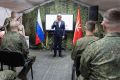 Губернатор Дмитрий Миляев посетил командный пункт воинской части