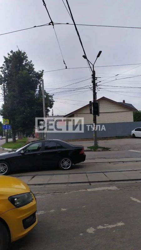 На перекрестке Руднева- Станиславского отключены светофоры На перекрестке Руднева- Станиславского отключены светофоры