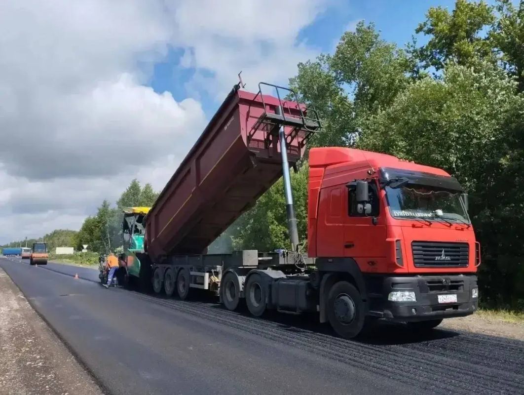 В Тульской области продолжается ремонт дорог В Тульской области продолжается ремонт дорог