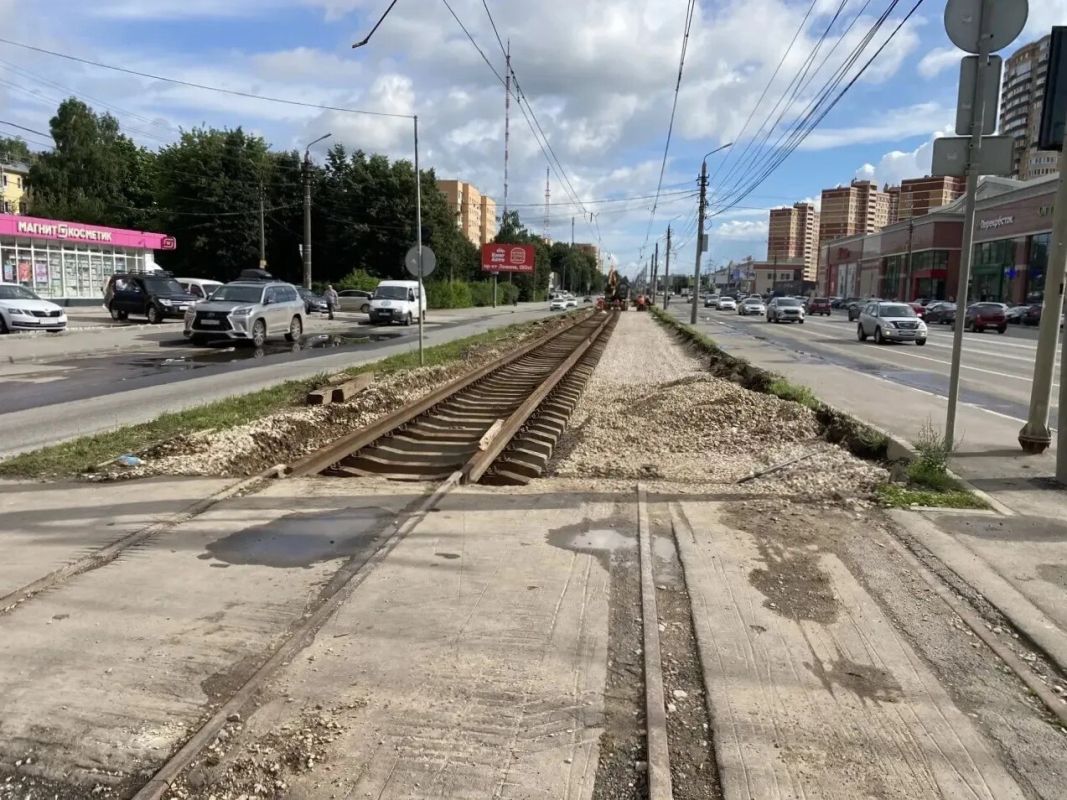В Туле на проспекте Ленина продолжается капитальный ремонт трамвайных путей В Туле на проспекте Ленина продолжается капитальный ремонт трамвайных путей