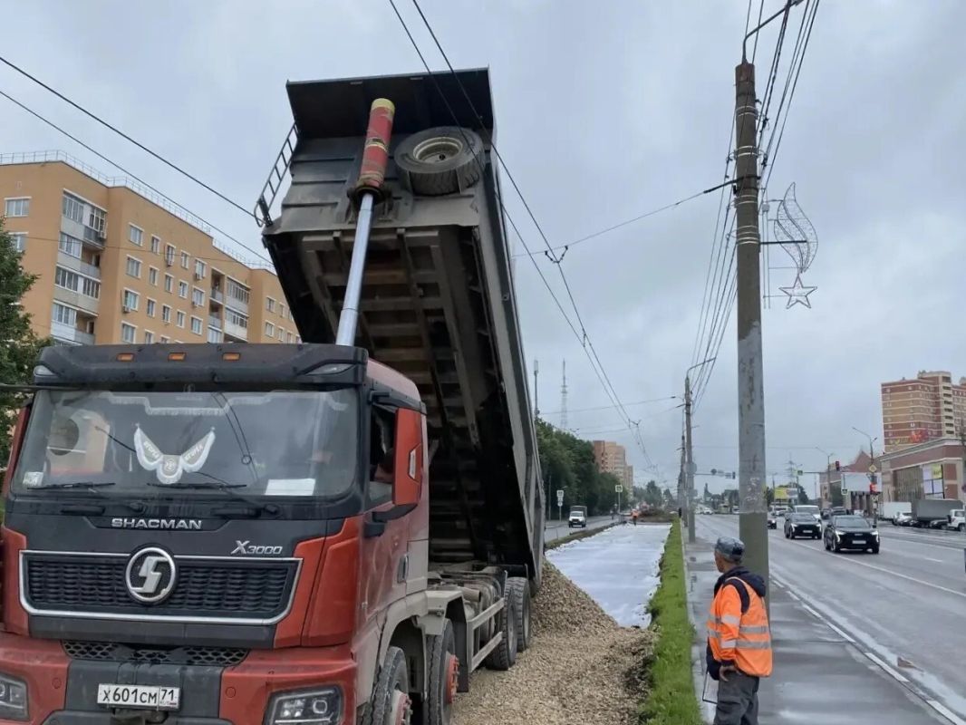 В Туле на проспекте Ленина продолжается капитальный ремонт трамвайных путей В Туле на проспекте Ленина продолжается капитальный ремонт трамвайных путей