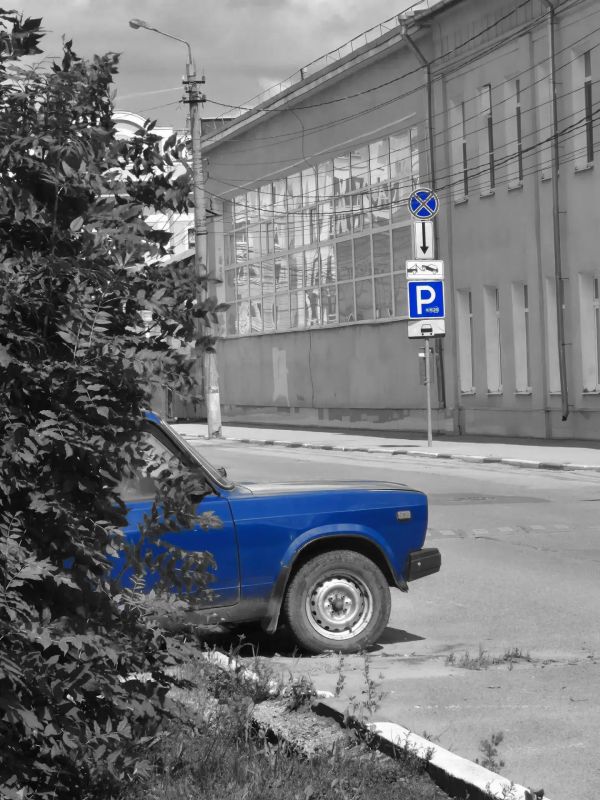Цвет недели: синий. Запускаем новую рубрику! Каждую неделю «Тульская пресса» будет делиться с вами, читателями, мини-фоторепортажем с определенным цветом Цвет недели: синий. Запускаем новую рубрику! Каждую неделю «Тульская пресса» будет делиться с вами, читателями, мини-фоторепортажем с определенным цветом
