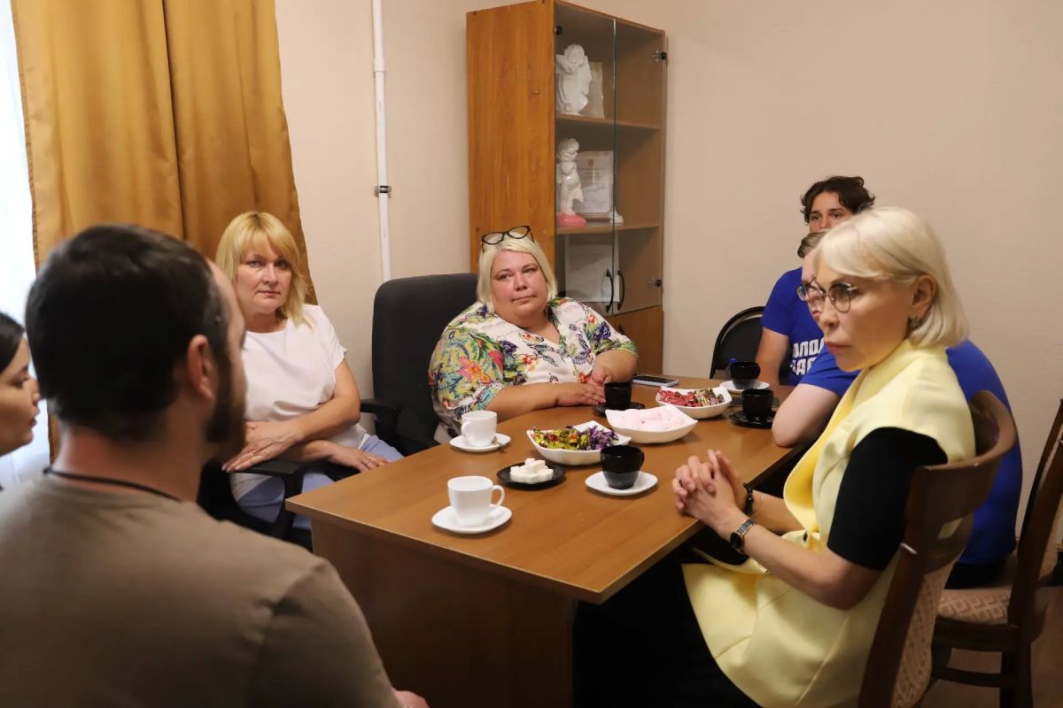 Надежда Школкина побывала у семьи, пострадавшей от пожара Надежда Школкина побывала у семьи, пострадавшей от пожара