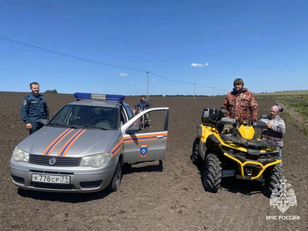 В Тульской области спасатели МЧС вернули домой потерявшуюся 70-летнюю пенсионерку В Тульской области спасатели МЧС вернули домой потерявшуюся 70-летнюю пенсионерку