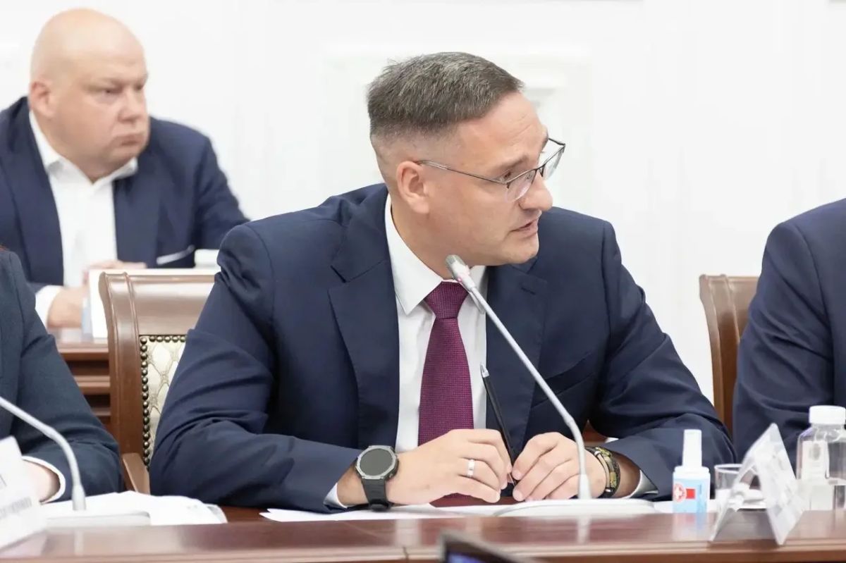 Дмитрий Миляев: Большая жатва начинается!. На еженедельном оперативном совещании с органами исполнительной власти обсудили готовность наших аграриев к важнейшему этапу сельскохозяйственного года Дмитрий Миляев: Большая жатва начинается!. На еженедельном оперативном совещании с органами исполнительной власти обсудили готовность наших аграриев к важнейшему этапу сельскохозяйственного года