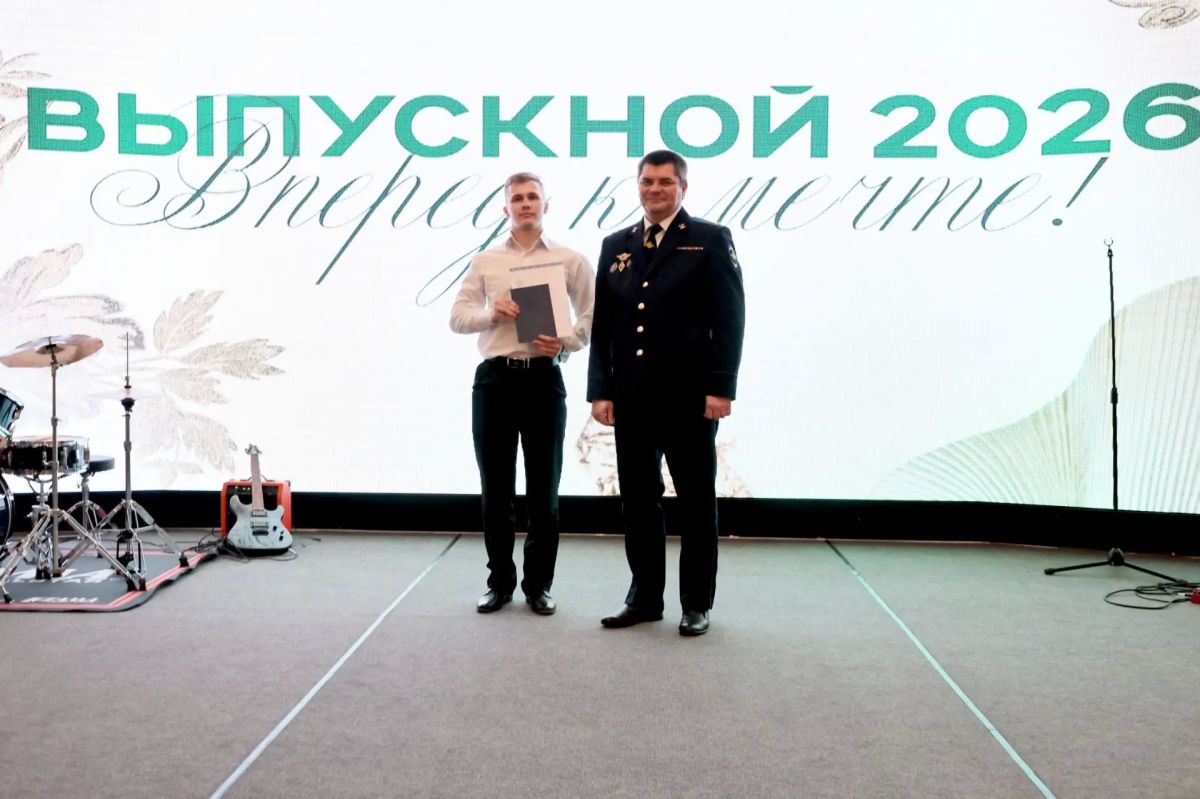 Врио начальника регионального УМВД принял участие в торжественной церемонии вручения дипломов выпускникам ВГЮУ Врио начальника регионального УМВД принял участие в торжественной церемонии вручения дипломов выпускникам ВГЮУ
