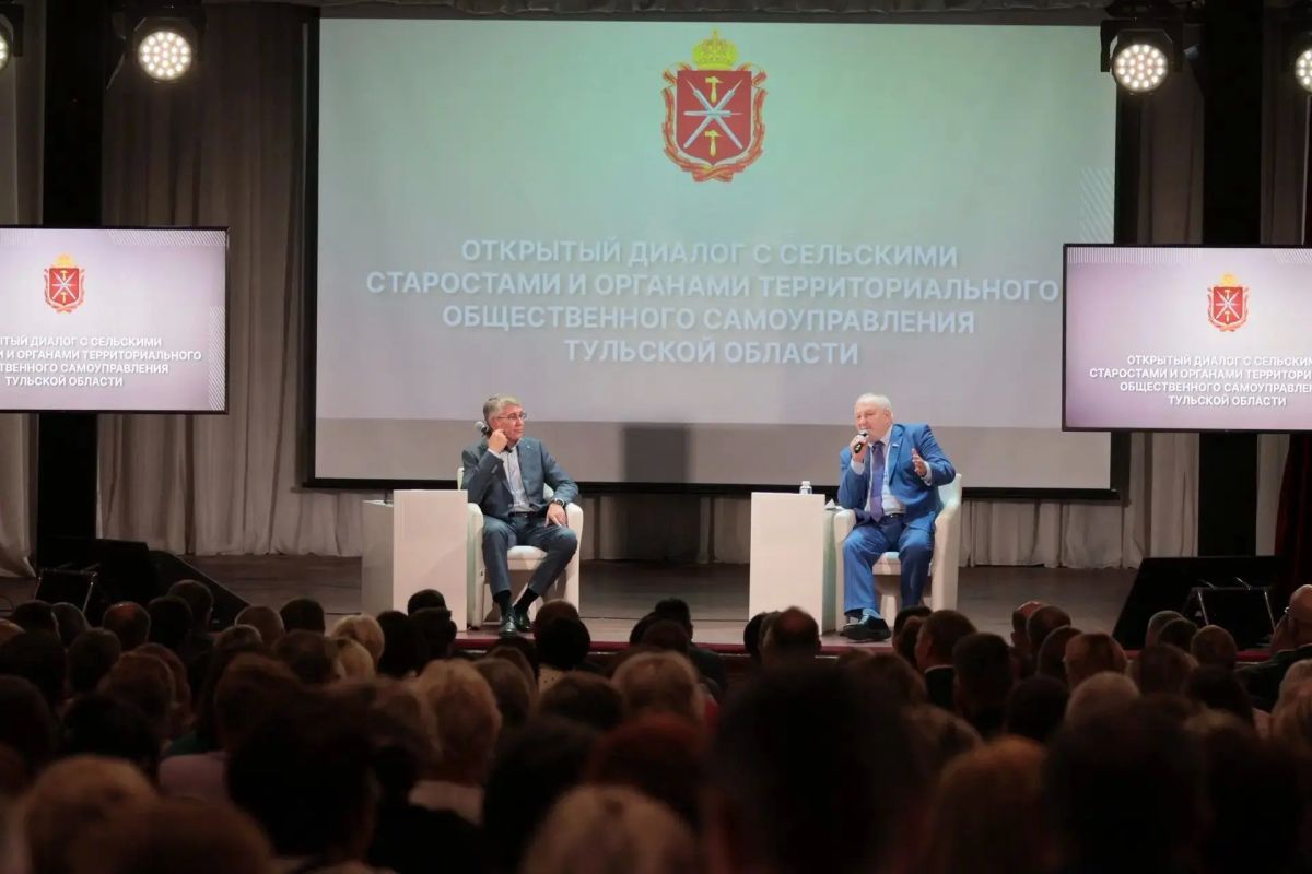 Дмитрий Миляев: Сегодня Суворов стал точкой притяжения старост и руководителей ТОС сразу семи муниципалитетов нашего региона Дмитрий Миляев: Сегодня Суворов стал точкой притяжения старост и руководителей ТОС сразу семи муниципалитетов нашего региона