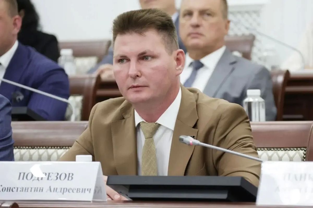 Дмитрий Миляев: От современных научно-образовательных центров до комфортных общежитий — важна каждая составляющая для качественной подготовки будущих специалистов Дмитрий Миляев: От современных научно-образовательных центров до комфортных общежитий — важна каждая составляющая для качественной подготовки будущих специалистов
