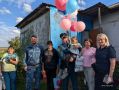В рамках акции «Помоги пойти учиться» сотрудники МЧС России поздравили первоклассницу из Одоевского района