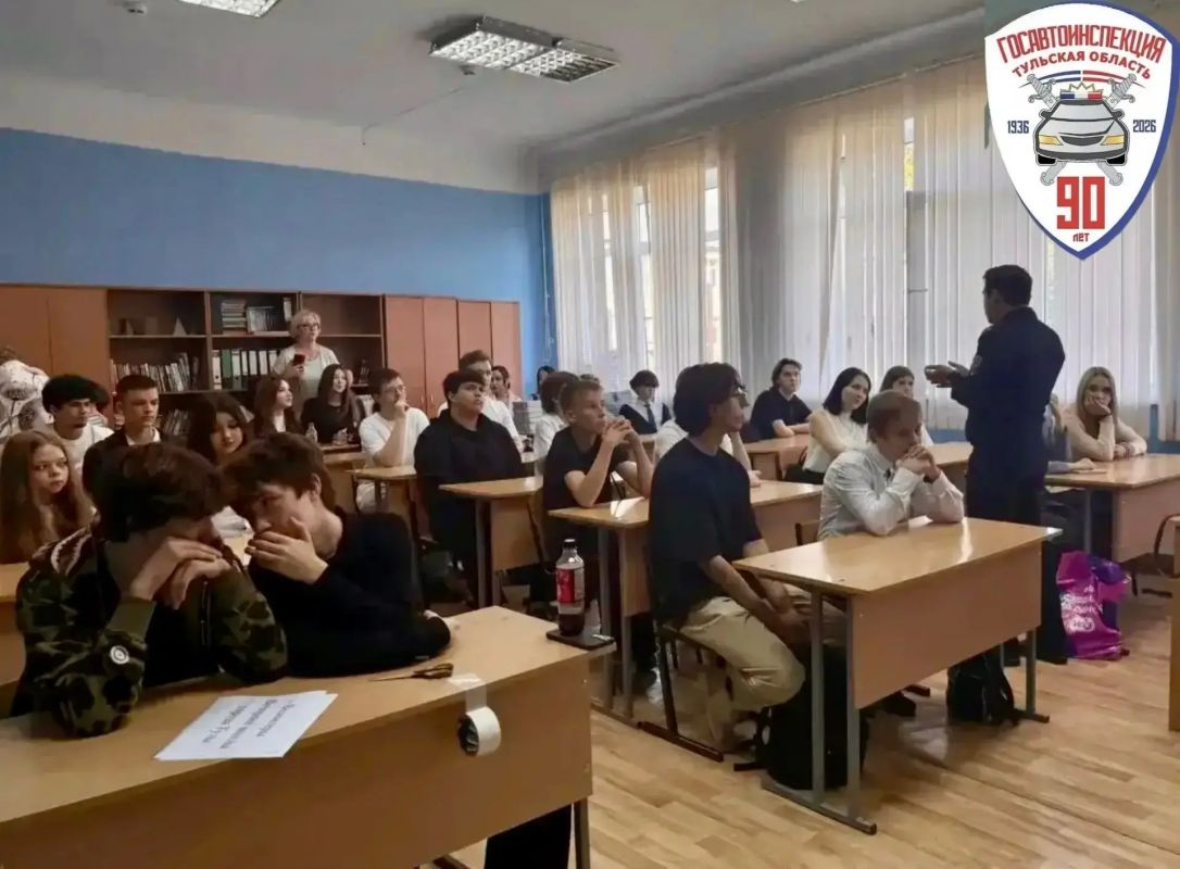 Сотрудники Госавтоинспекции напомнили о дорожной безопасности в первый день нового учебного года Сотрудники Госавтоинспекции напомнили о дорожной безопасности в первый день нового учебного года