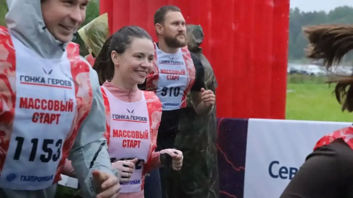 Дмитрий Миляев: #Нашасилавспорте. Более 2500 любителей активного образа жизни вышли на старт «Гонки Героев» В парке активного отдыха «Некрасово» состоялся Всероссийский забег с препятствиями «Гонка героев» Дмитрий Миляев: #Нашасилавспорте. Более 2500 любителей активного образа жизни вышли на старт «Гонки Героев» В парке активного отдыха «Некрасово» состоялся Всероссийский забег с препятствиями «Гонка героев»