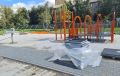 В тульском сквере «Встреча» устанавливают игровой комплекс «Локомотив»