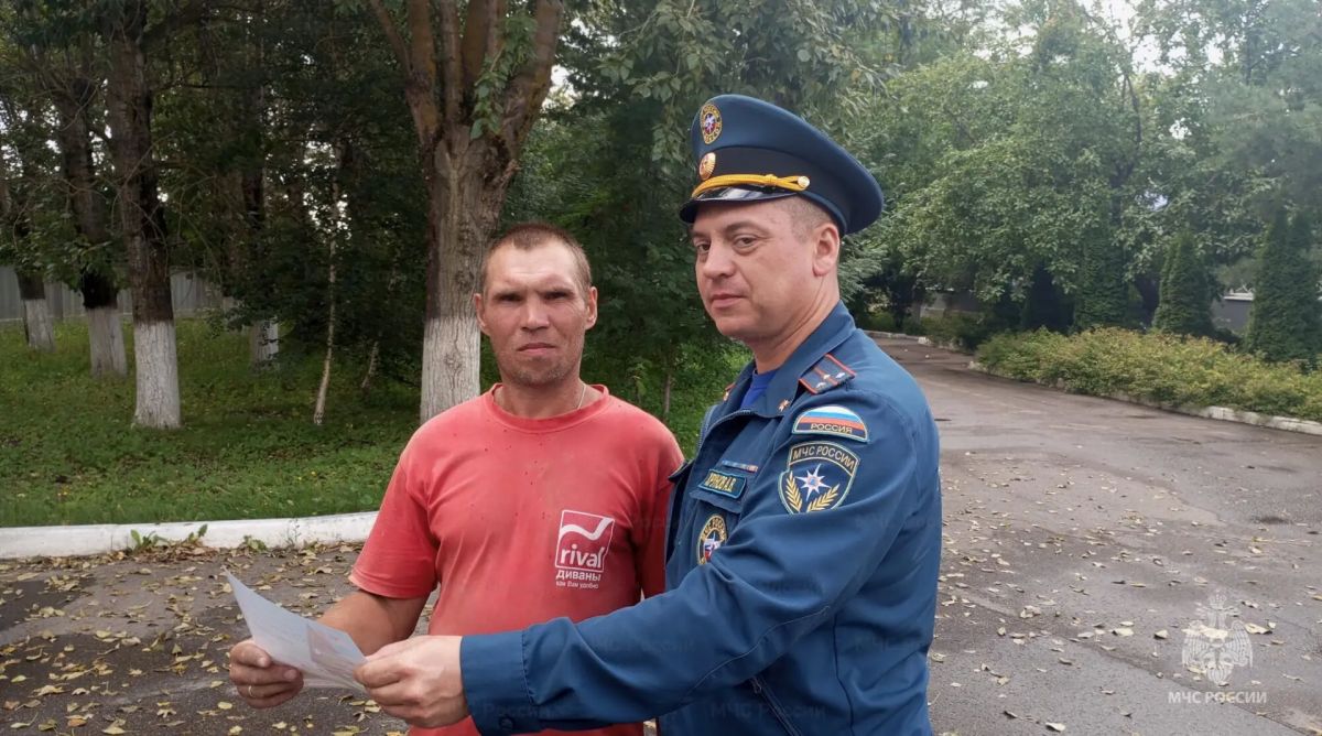 Сотрудники государственного пожарного надзора провели масштабную профилактическую работу в Богородицком и Куркинском районах Сотрудники государственного пожарного надзора провели масштабную профилактическую работу в Богородицком и Куркинском районах