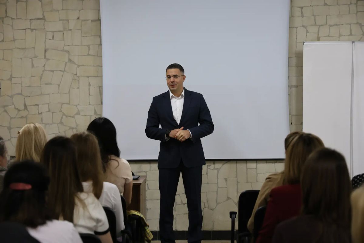 Алексей Эрк встретился с медиками Алексей Эрк встретился с медиками