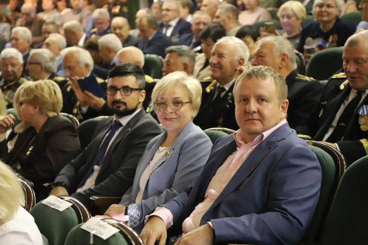 В Тульском театре драмы прошло торжественное мероприятие, посвященное празднованию Дня Тульской области и города-героя Тулы В Тульском театре драмы прошло торжественное мероприятие, посвященное празднованию Дня Тульской области и города-героя Тулы