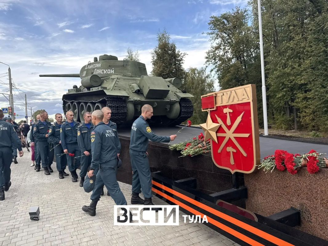 В Туле на Московском шоссе открылся мемориал«Наша сила в единстве» В Туле на Московском шоссе открылся мемориал«Наша сила в единстве»