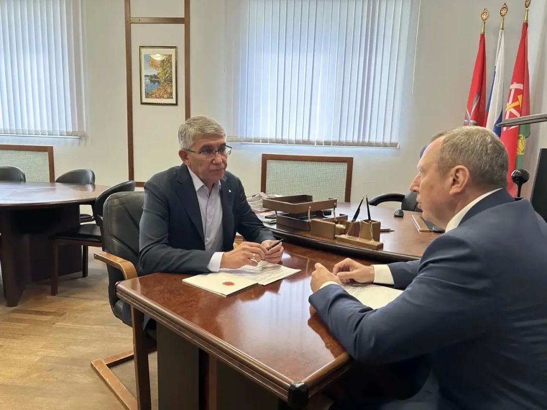Дмитрий Миляев: Встретился с первым заместителем главы администрации муниципального образования город Новомосковск Владимиром Токаревым Дмитрий Миляев: Встретился с первым заместителем главы администрации муниципального образования город Новомосковск Владимиром Токаревым