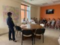 Сотрудники Госавтоинспекции рассказали будущим мамам о Правилах дорожной безопасности для детей раннего возраста