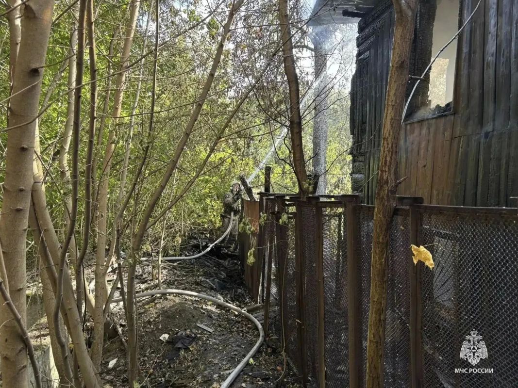 В Тульской области за сутки потушили три пожара В Тульской области за сутки потушили три пожара