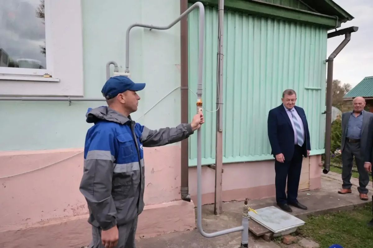 Дмитрий Миляев: Газ пришел и в деревню Будоговищи! Дмитрий Миляев: Газ пришел и в деревню Будоговищи!