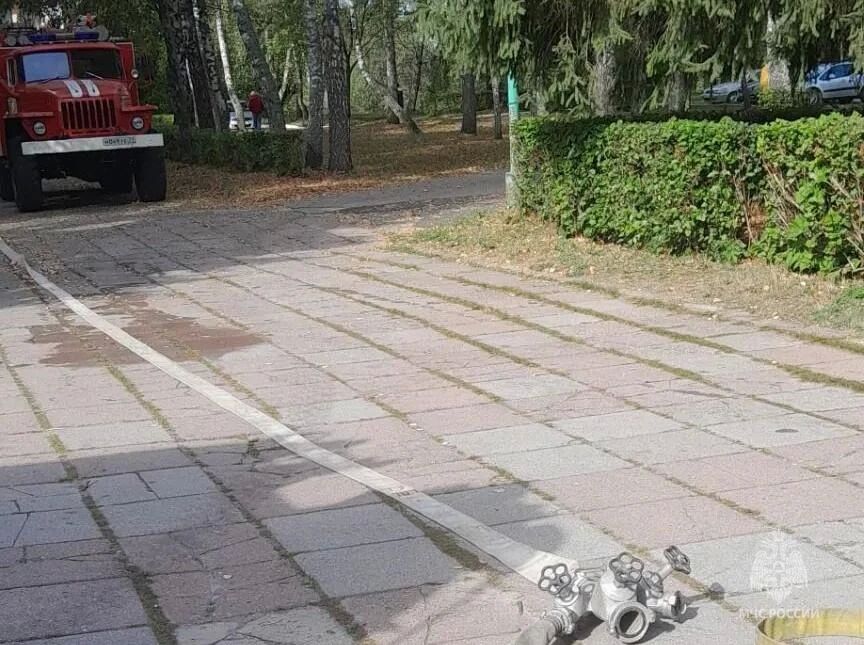 Суворовские спасатели провели учения в оздоровительном центре Суворовские спасатели провели учения в оздоровительном центре