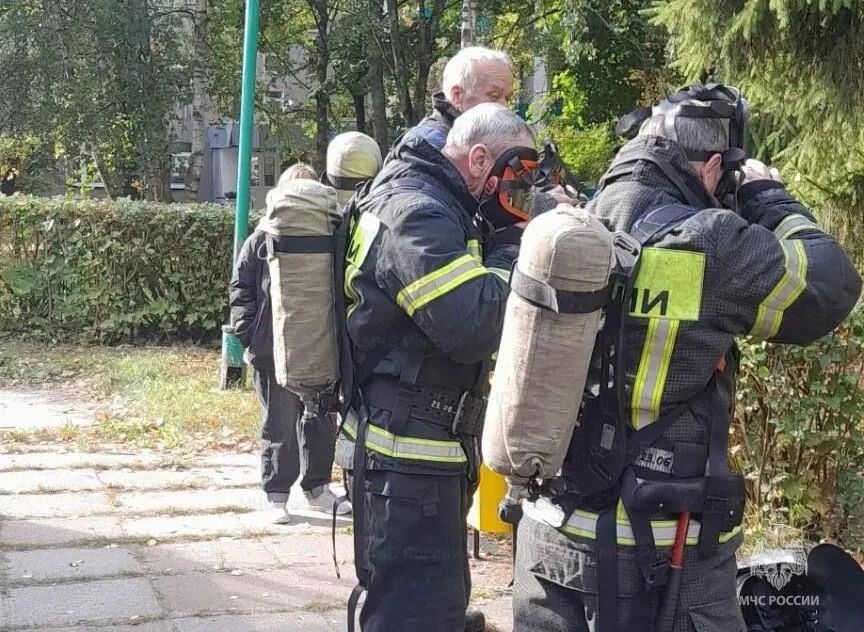 Суворовские спасатели провели учения в оздоровительном центре Суворовские спасатели провели учения в оздоровительном центре