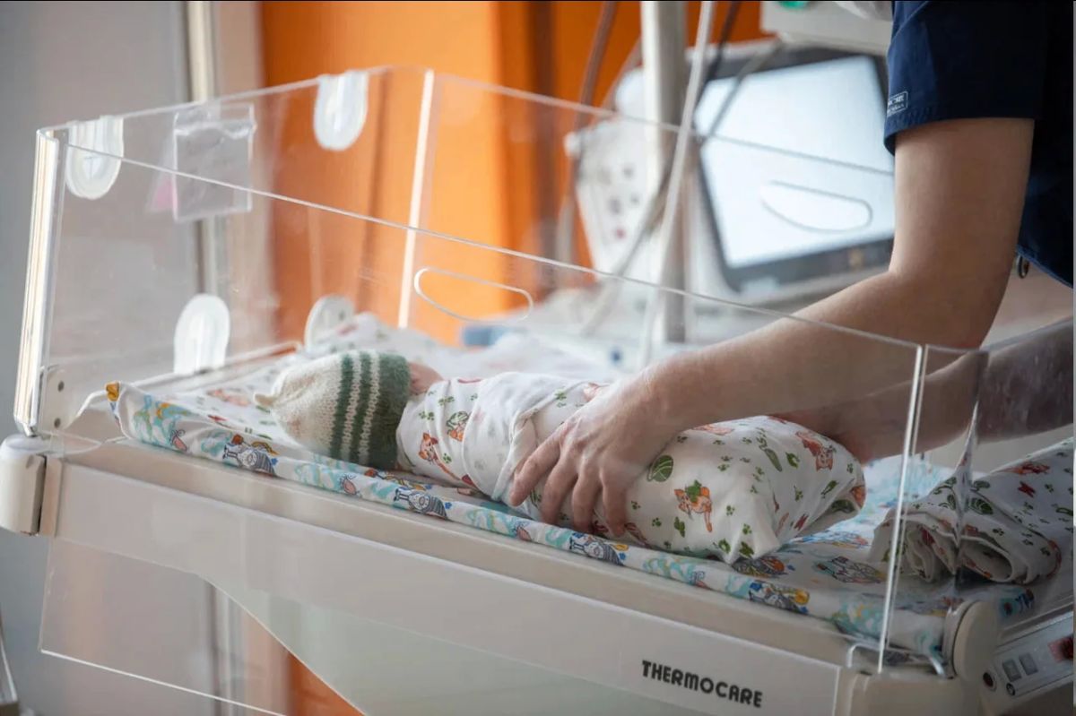 Самой возрастной мамой в Тульской области в 2026 году стала 51-летняя женщина