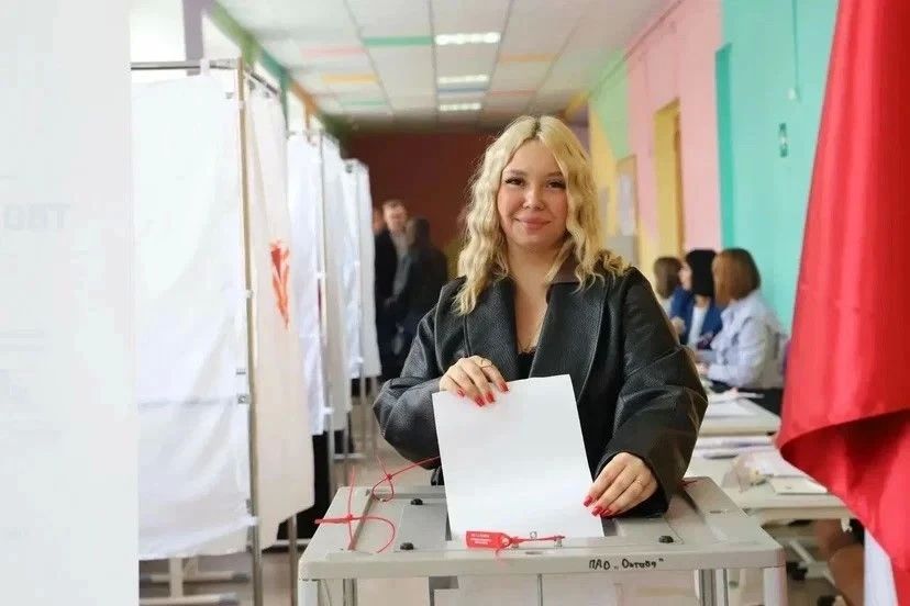 Кстати, в этих 24,75% - и голоса наших ребят из Молодежной избирательной комиссии Тульской области Кстати, в этих 24,75% - и голоса наших ребят из Молодежной избирательной комиссии Тульской области