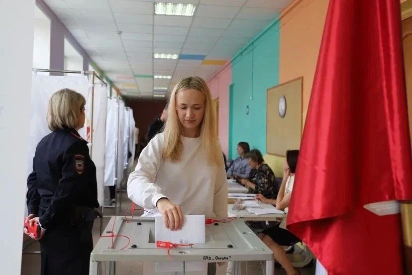 Кстати, в этих 24,75% - и голоса наших ребят из Молодежной избирательной комиссии Тульской области Кстати, в этих 24,75% - и голоса наших ребят из Молодежной избирательной комиссии Тульской области