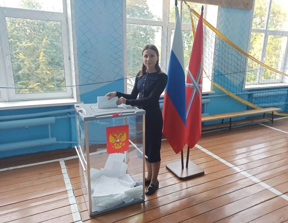 Анастасия Дементьева проголосовала на выборах