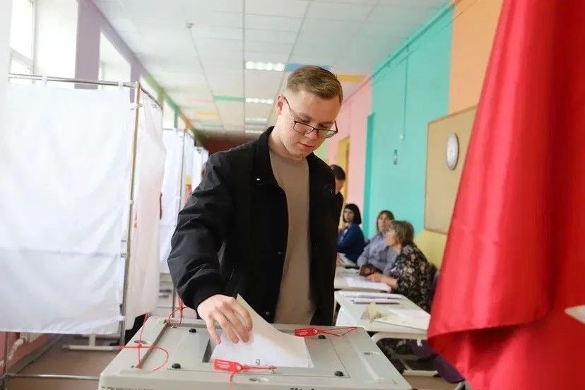 Кстати, в этих 24,75% - и голоса наших ребят из Молодежной избирательной комиссии Тульской области Кстати, в этих 24,75% - и голоса наших ребят из Молодежной избирательной комиссии Тульской области