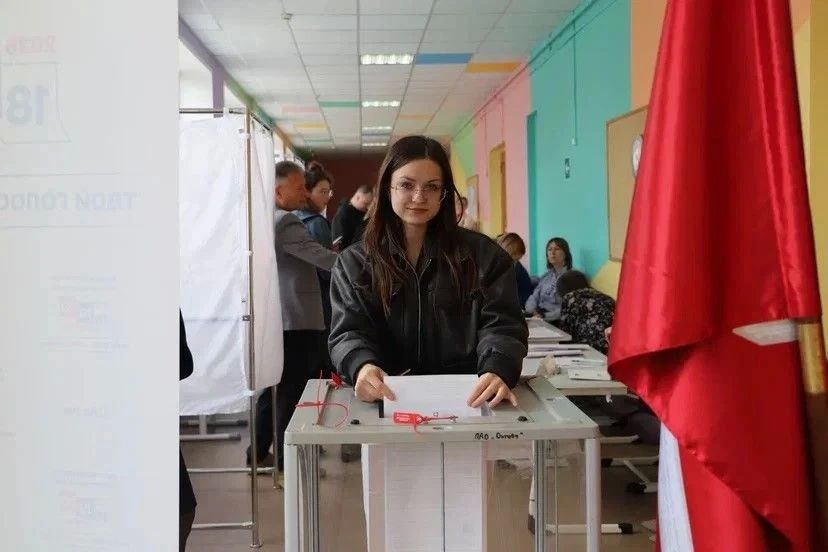 Кстати, в этих 24,75% - и голоса наших ребят из Молодежной избирательной комиссии Тульской области Кстати, в этих 24,75% - и голоса наших ребят из Молодежной избирательной комиссии Тульской области