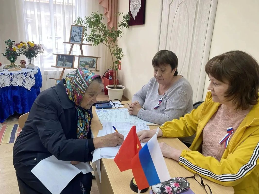 В Тульской области явка избирателей на 18.00 воскресенья составила 48,76% В Тульской области явка избирателей на 18.00 воскресенья составила 48,76%