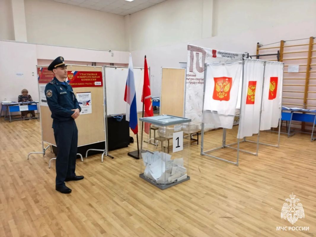 Сотрудники МЧС России завершили дежурства на избирательных участках Тульской области