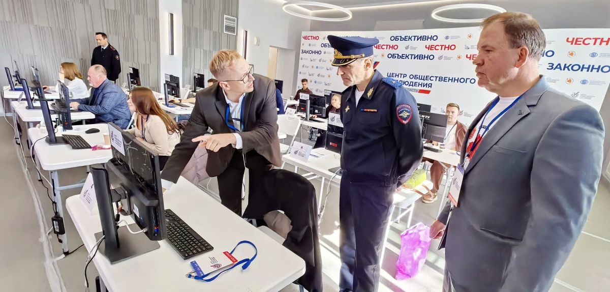 Начальник УМВД и председатель Общественного совета проверили работу полиции по обеспечению безопасности в период избирательной кампании Начальник УМВД и председатель Общественного совета проверили работу полиции по обеспечению безопасности в период избирательной кампании