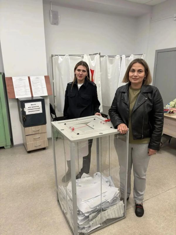 Представители Общественного совета при УМВД высоко оценили работу тульской полиции в единые дни голосования Представители Общественного совета при УМВД высоко оценили работу тульской полиции в единые дни голосования