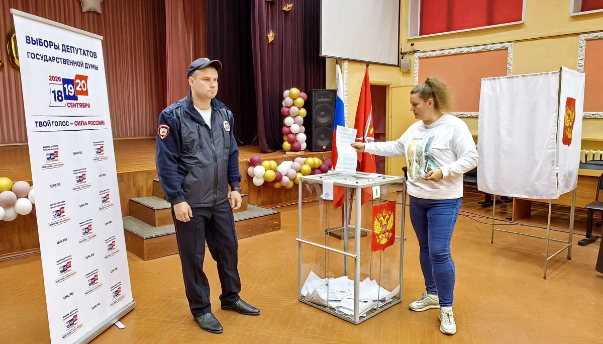 Начальник УМВД и председатель Общественного совета проверили работу полиции по обеспечению безопасности в период избирательной кампании Начальник УМВД и председатель Общественного совета проверили работу полиции по обеспечению безопасности в период избирательной кампании