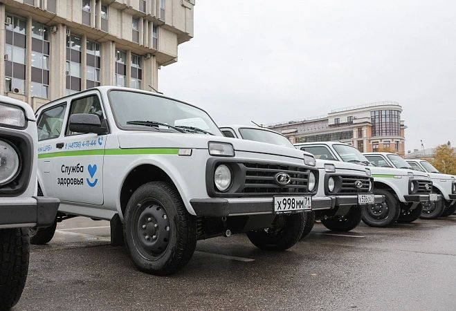 Сельские медики Тульской области получили новые «Нивы»