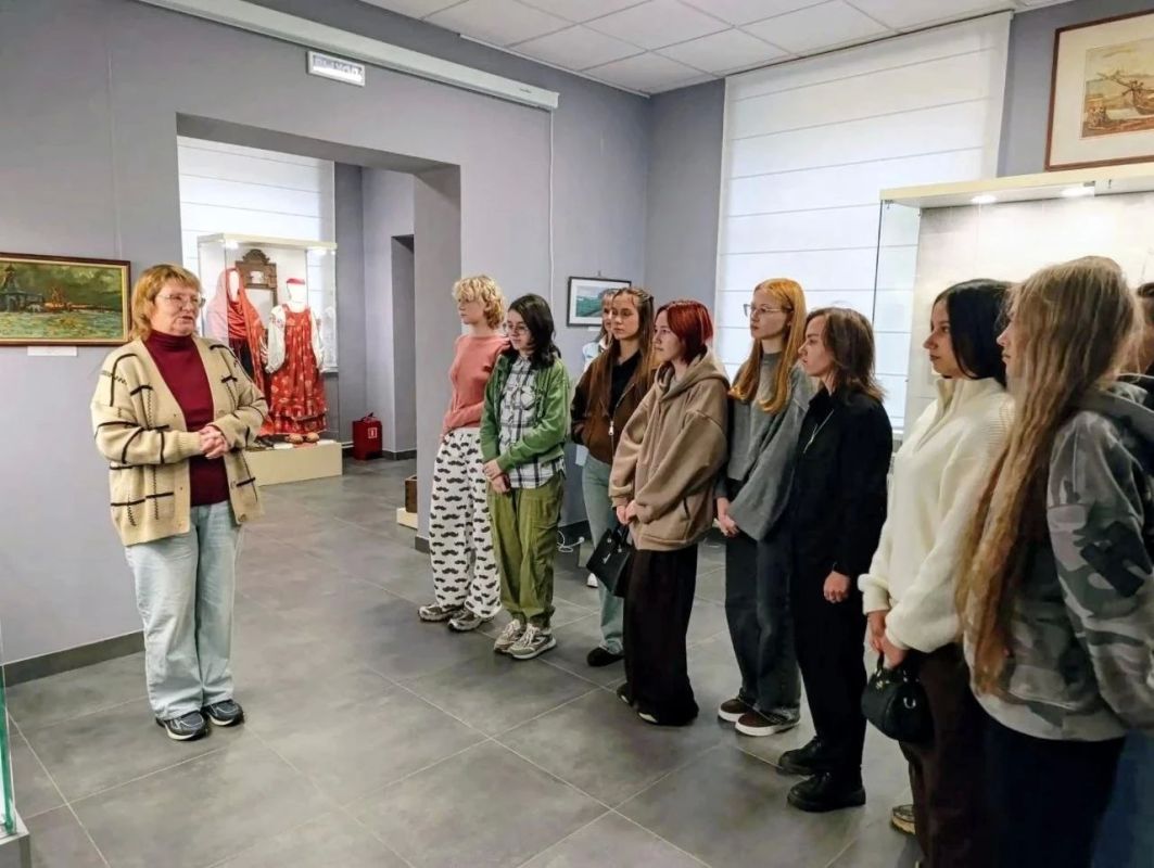 Дмитрий Миляев: #ВфокусеНАЦПРОЕКТЫ. В Донском продолжается обновление одного из старейших музеев Тульской области — историко-мемориального музейного комплекса «Бобрики» Последние годы музей последовательно обновляет свою... Дмитрий Миляев: #ВфокусеНАЦПРОЕКТЫ. В Донском продолжается обновление одного из старейших музеев Тульской области — историко-мемориального музейного комплекса «Бобрики» Последние годы музей последовательно обновляет свою...