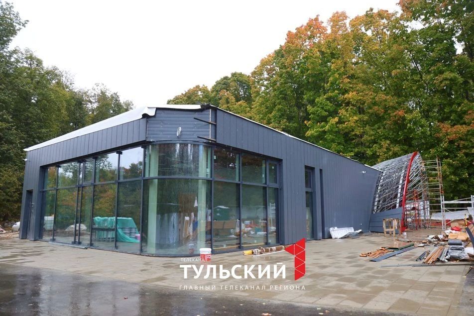 Как устроен беговой центр в Белоусовском парке Как устроен беговой центр в Белоусовском парке
