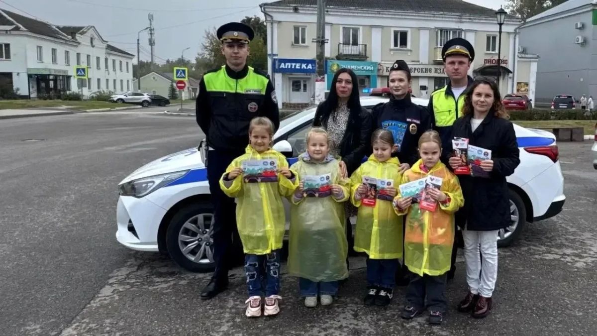 Сотрудники Госавтоинспекции города Новомосковска и Щекинского района Тульской области провели акцию «Ребенок – главный пассажир» Сотрудники Госавтоинспекции города Новомосковска и Щекинского района Тульской области провели акцию «Ребенок – главный пассажир»